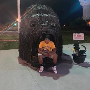 Meet your Posher, Julian